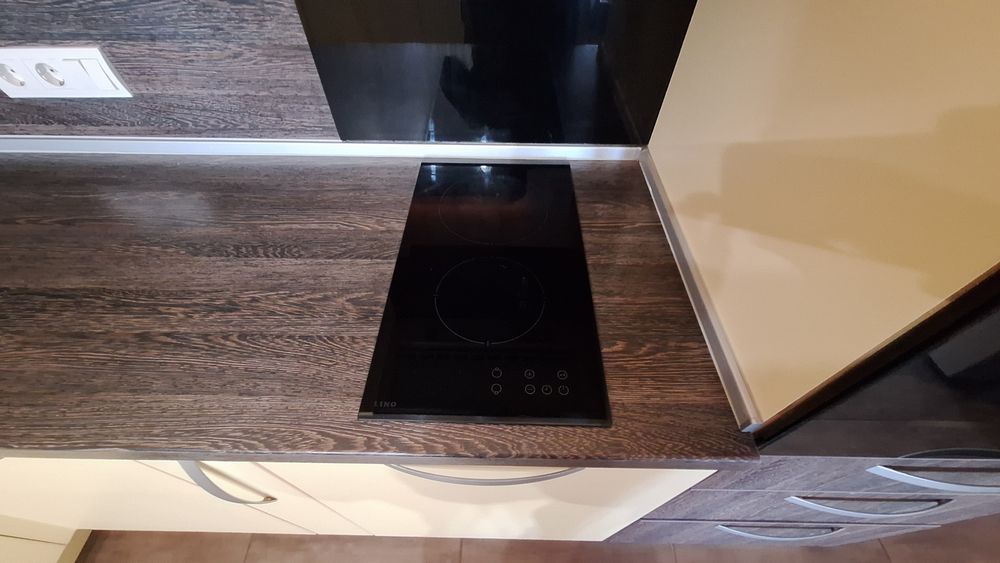 Кухненско обзавеждане с бар