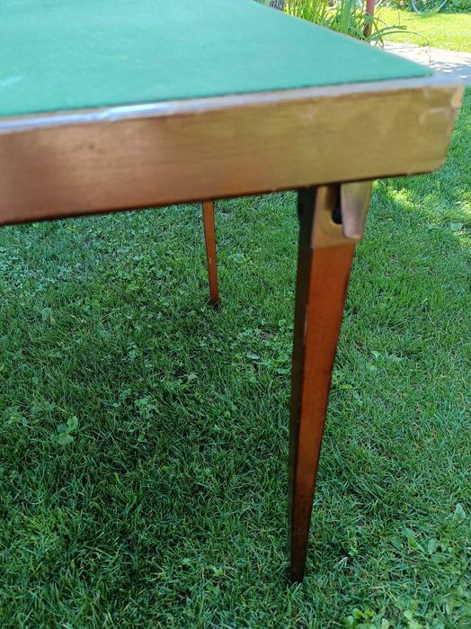 Стара английска сгъваема маса за игра на карти