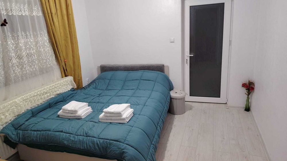 Cazare de 8-10 persoane - zona montana, la 5km de Campulung | Eden House Șelari