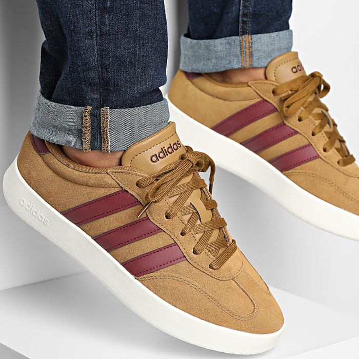 Adidas Barreda ОРИГИНАЛНИ маратонки - 42/42,5/43