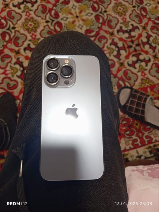 Продам айфон 13 про