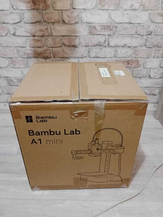 Продам 3D-принтер Bambu Lab A1 mini