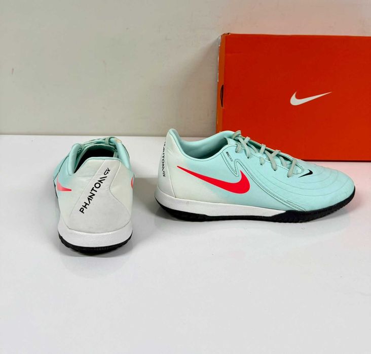Nike Phantom GX II Club TF