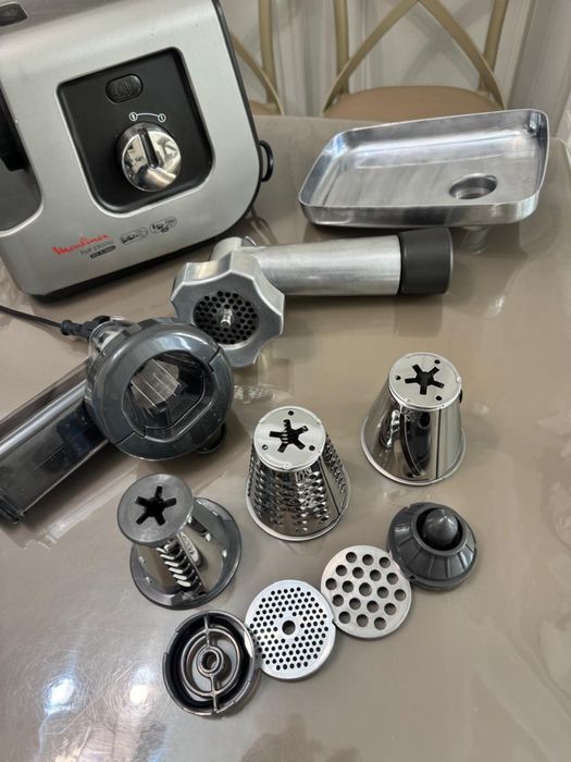 Нерабочая мясорубка moulinex