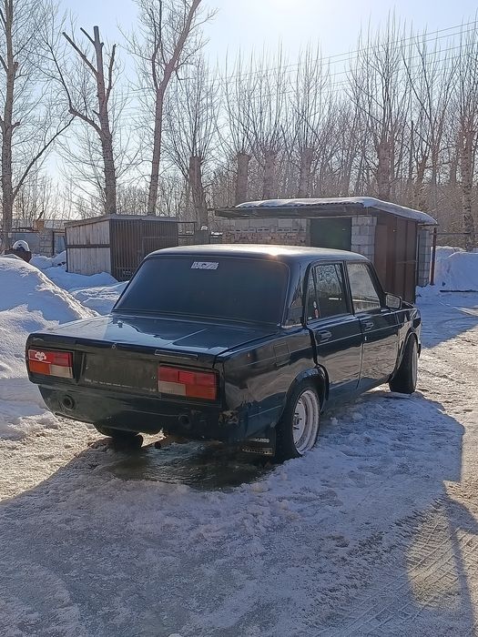 ВАЗ 2107  тюнингованная