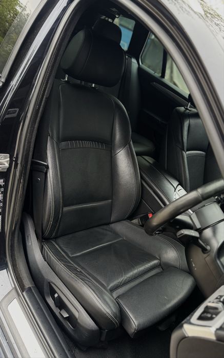 Перфектен черен кожен рекаро салон за бмв ф11 / f11  / F11 (комби)