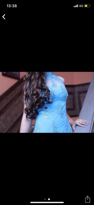 Продам вечернее платье на ВЫПУСКНОЙ.