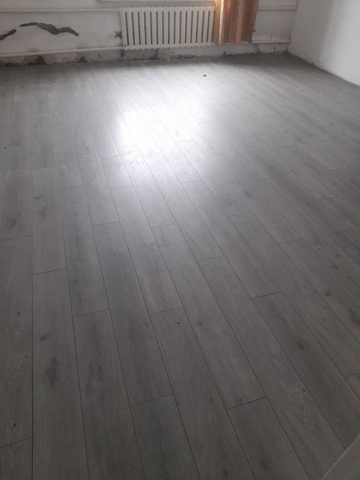 Продам ламинат в хорошем состоянии