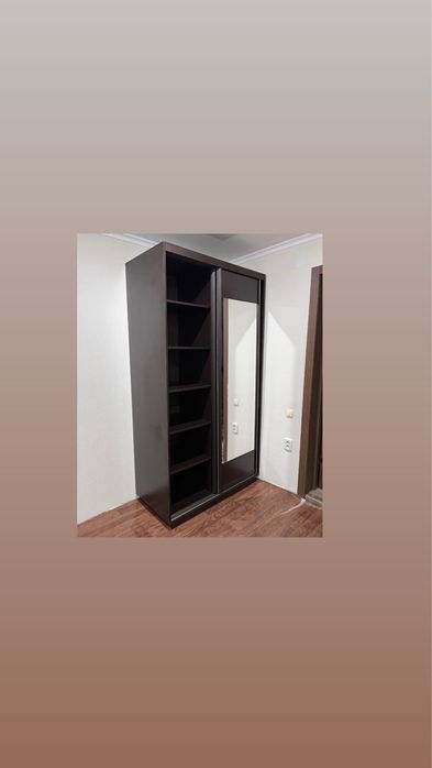 Шкаф большой вместительный