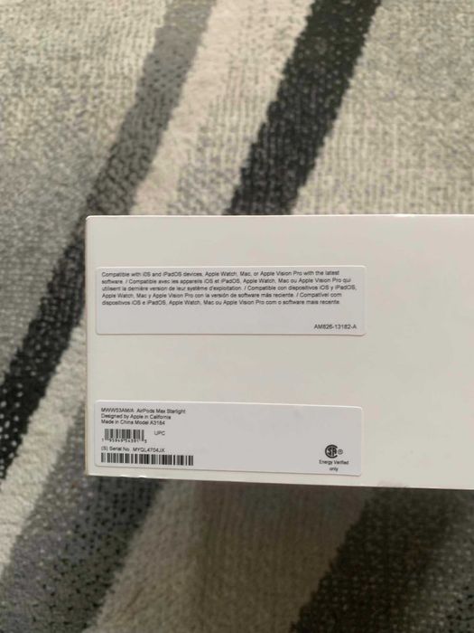 AirPods Max 1 серия Starlight с USB - C чисто нови!