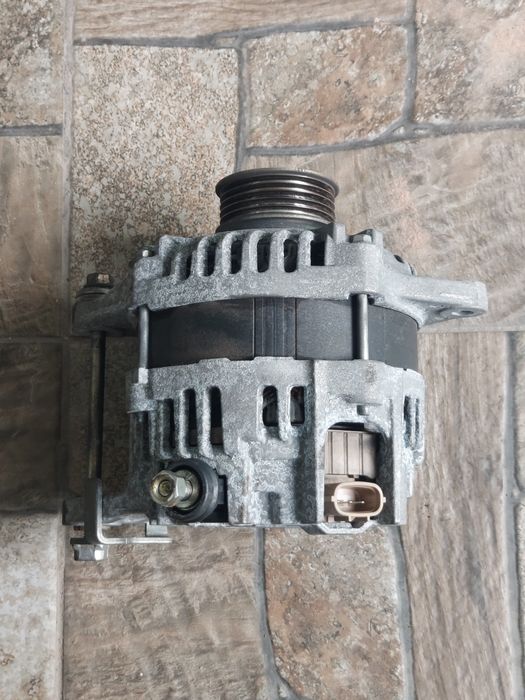 Генератор Subaru Outback  BR