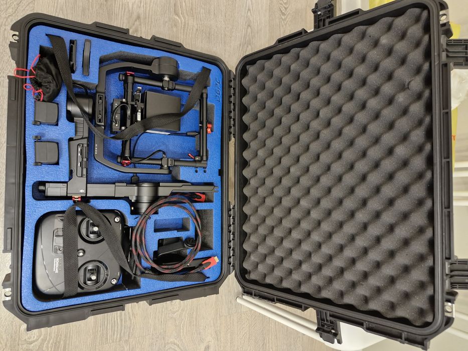 Продам новый стабилизатор Dji ronin mx