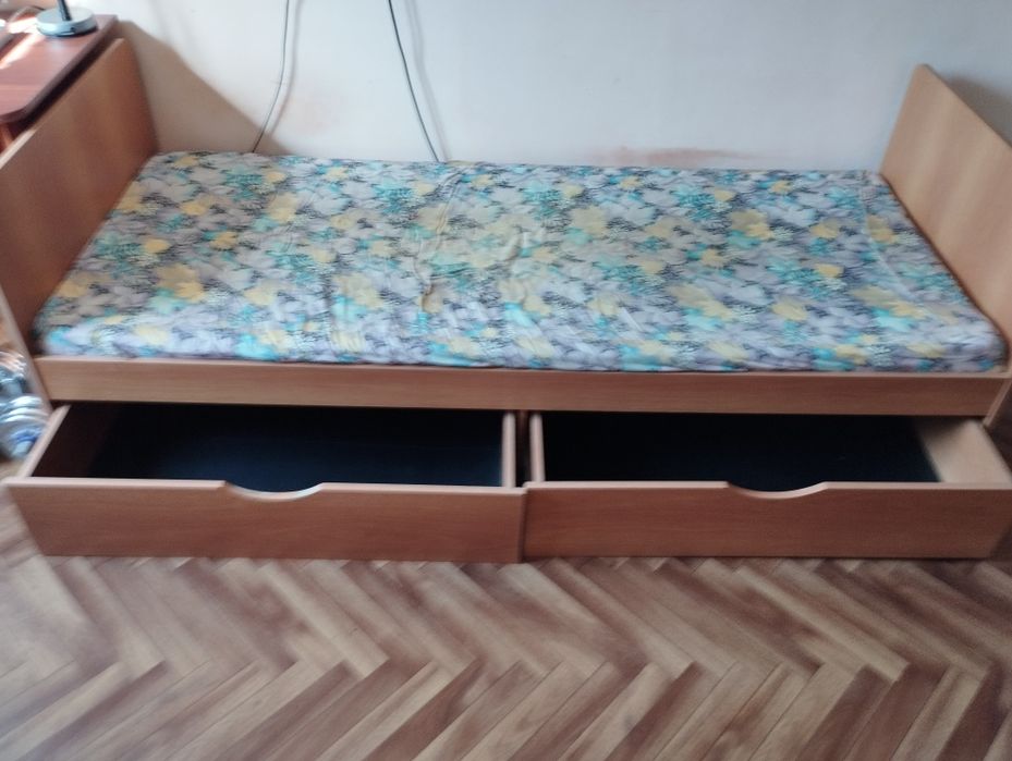 Кровать односпальная