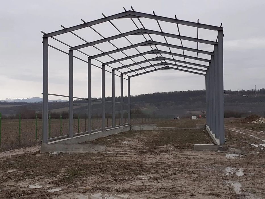 Structuri si hale metalice complete