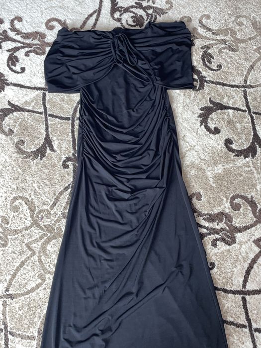 Платье облигающие