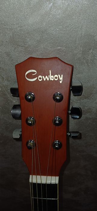 Перца (3 бр. Dunlop/Deluxe) Акустична китара „Cowboy“ + калъф