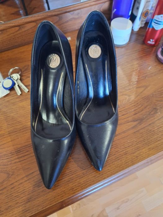 Продам туфли чёрного цвета