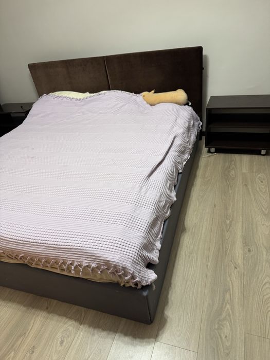 Продам кровать двуспальную