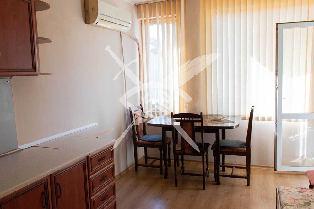 Продава се Тристаен апартамент в Поморие - 70 кв.м за 1358 €/кв.м - Снимка #2