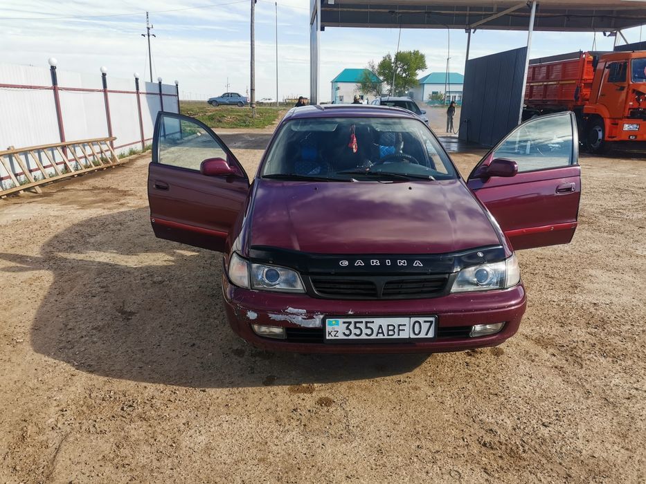 Тайота Карина е 1.8 1997 сатылады
