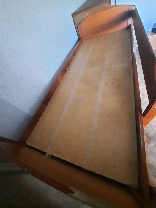 Двухярусная кровать, из дерева!