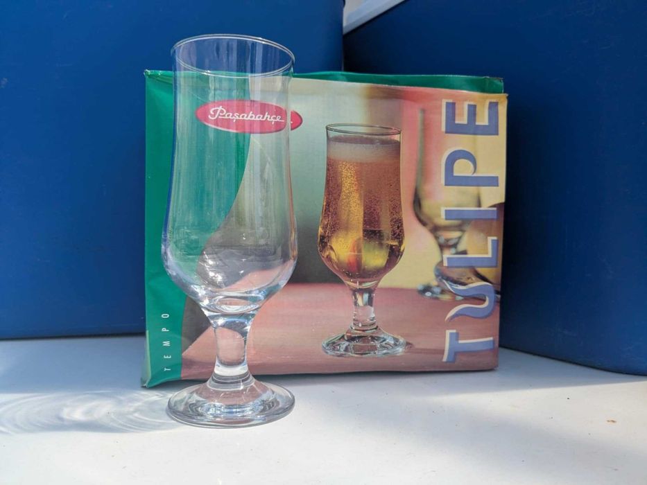 Нови чаши неупотребявани