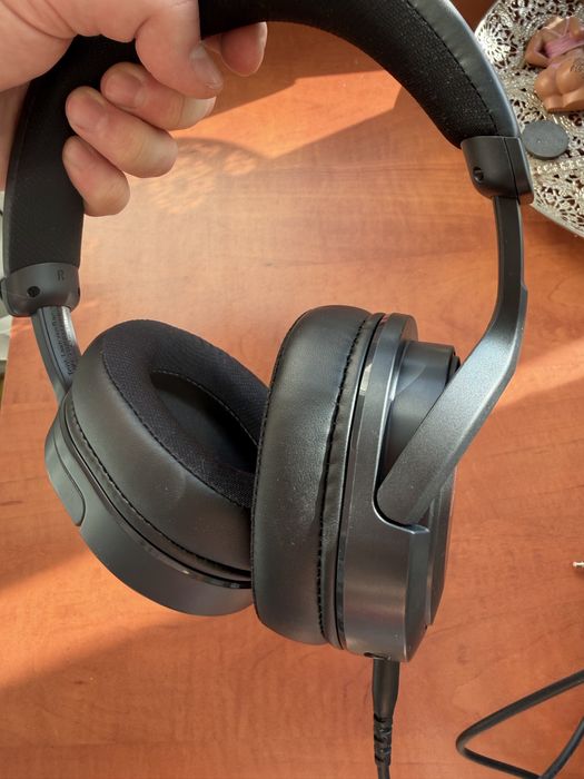 Casti Gaming cu fir Trust GXT 498W, PS5, PS4, microfon detasabil, noi