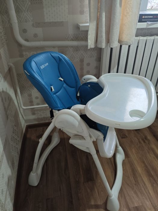Детский стол для кормления