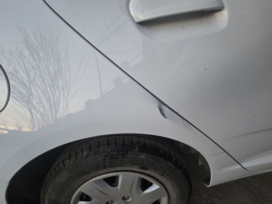 Автомобиль шеврое кобальт