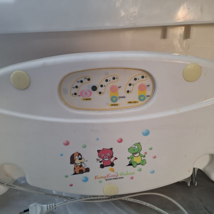 Продам детскую качалку-люльку!