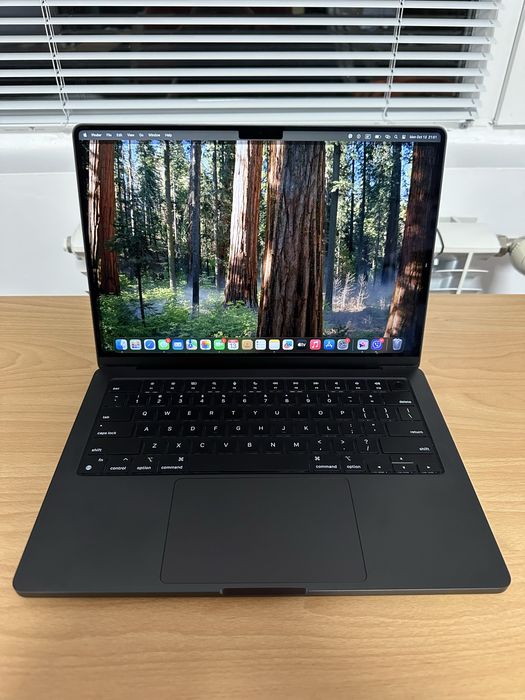 Apple Macbook pro M3 pro