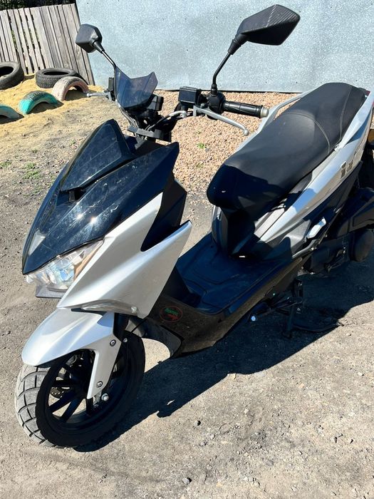 Продам скутер 150куб