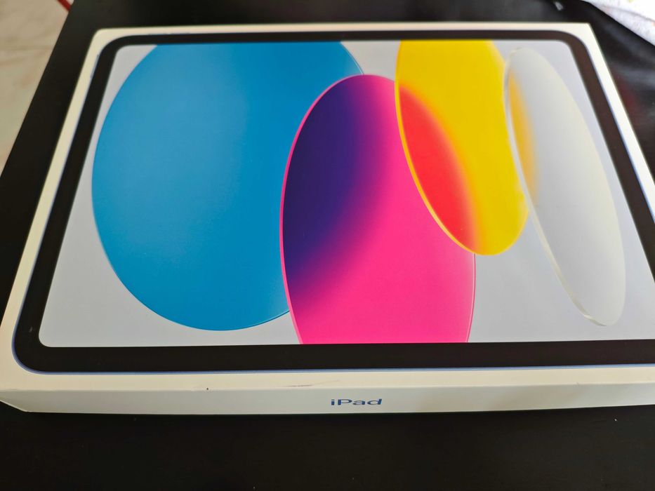 iPad 11 Blue 2025 , 128 GB Wi Fi, Нов Гаранция към Apple