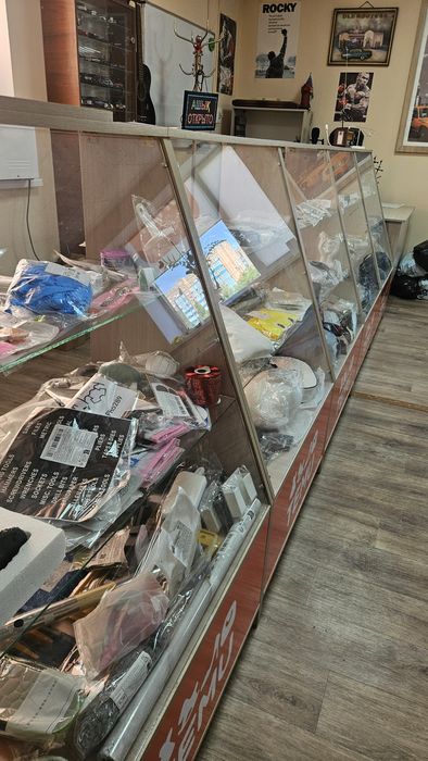 Продам витрины почти новый