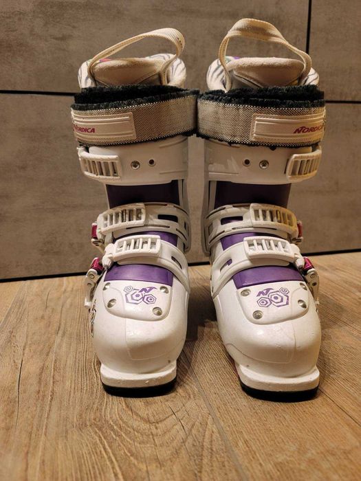 Ски обувки Nordica