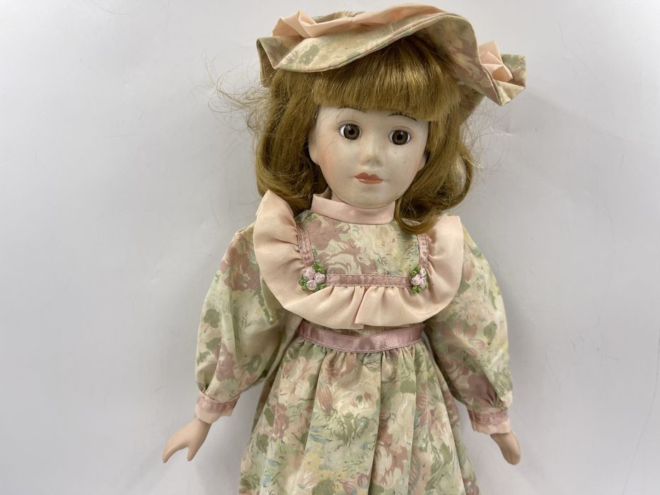 Колекционерски порцеланови кукли