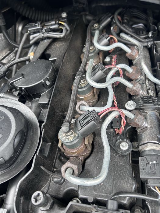 Bmw e87 2.0 d injectoare pompa turbo alternator  compresor  haion bara