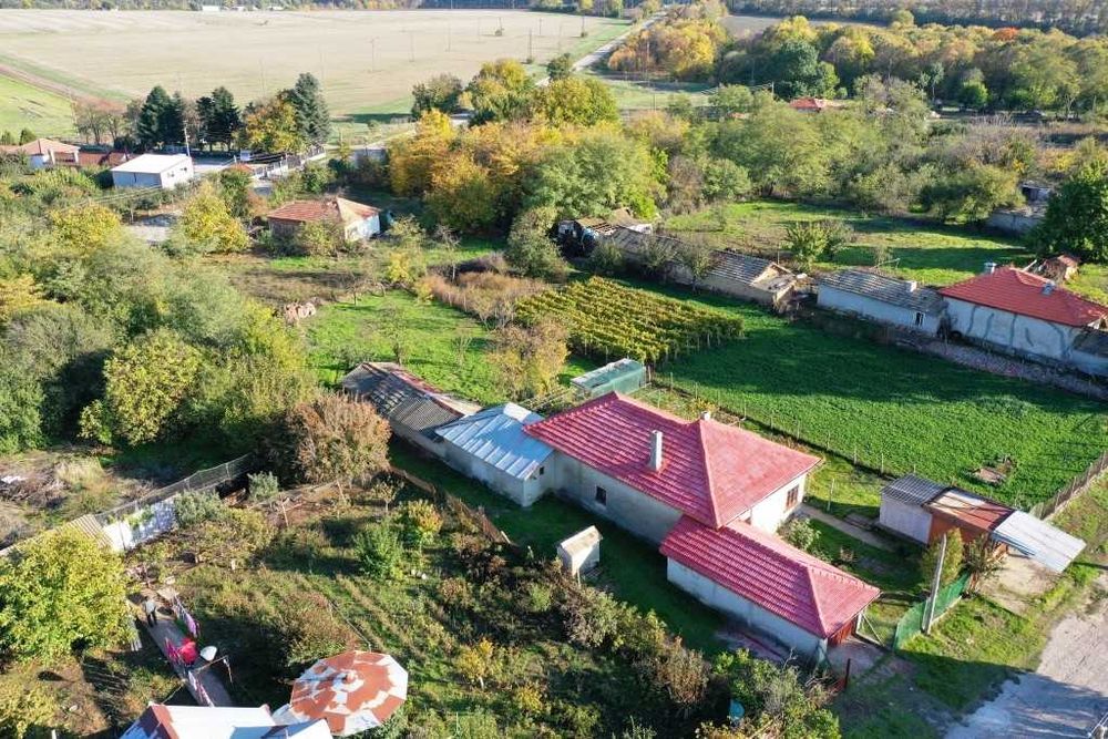 Продава се Къща в с. Люляково, Област Добрич - 218 кв.м за 129 €/кв.м - Снимка #7