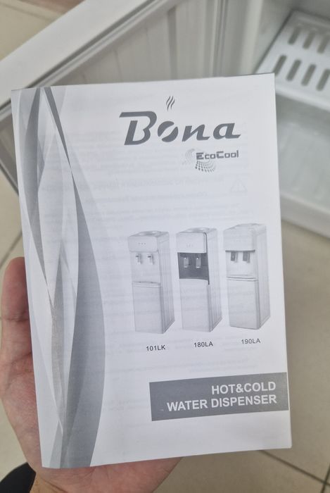 Новый кулер для воды, с бутылем 19лт