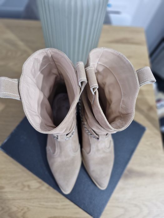 Ghete piele întoarsă