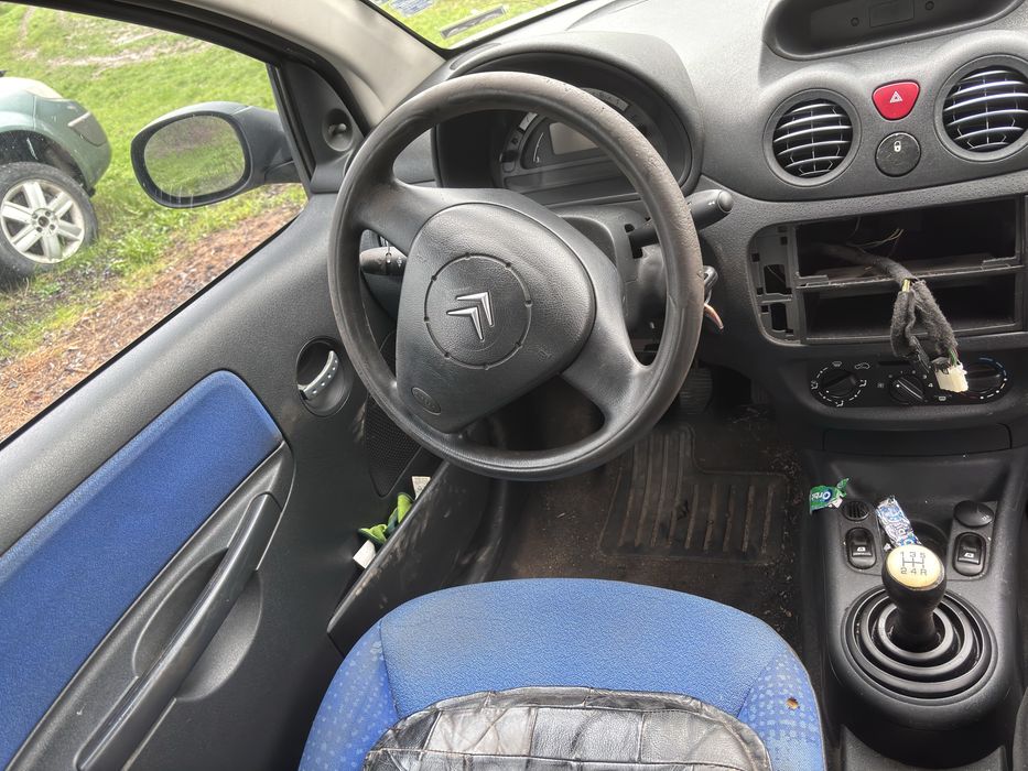 Citroen C2  1.4i на части