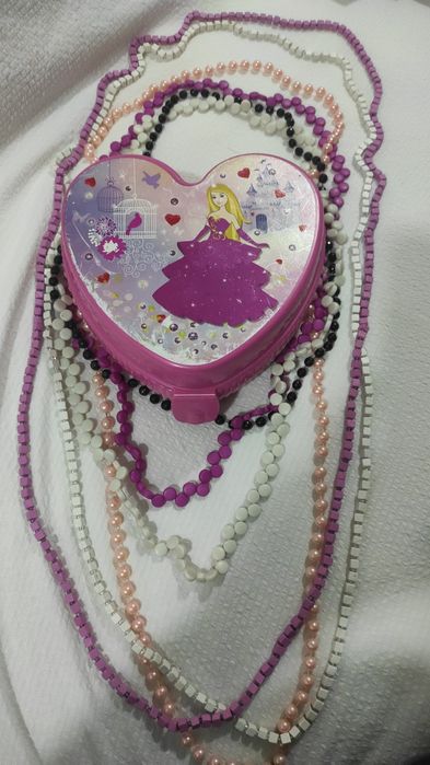 Бусы для девочек в наборе