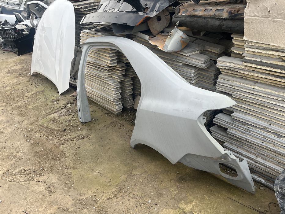 Chevrolet cobalt задный крило