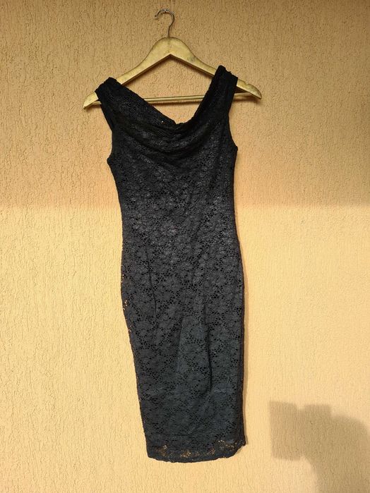 rochie neagra marimea  M / 38