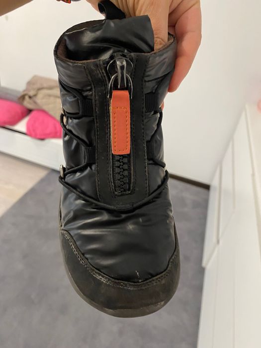 Боси обувки и пантофи за деца