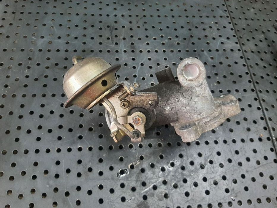 clapeta acceleratie 1.4 d-4d 1nd-p52l toyota yaris