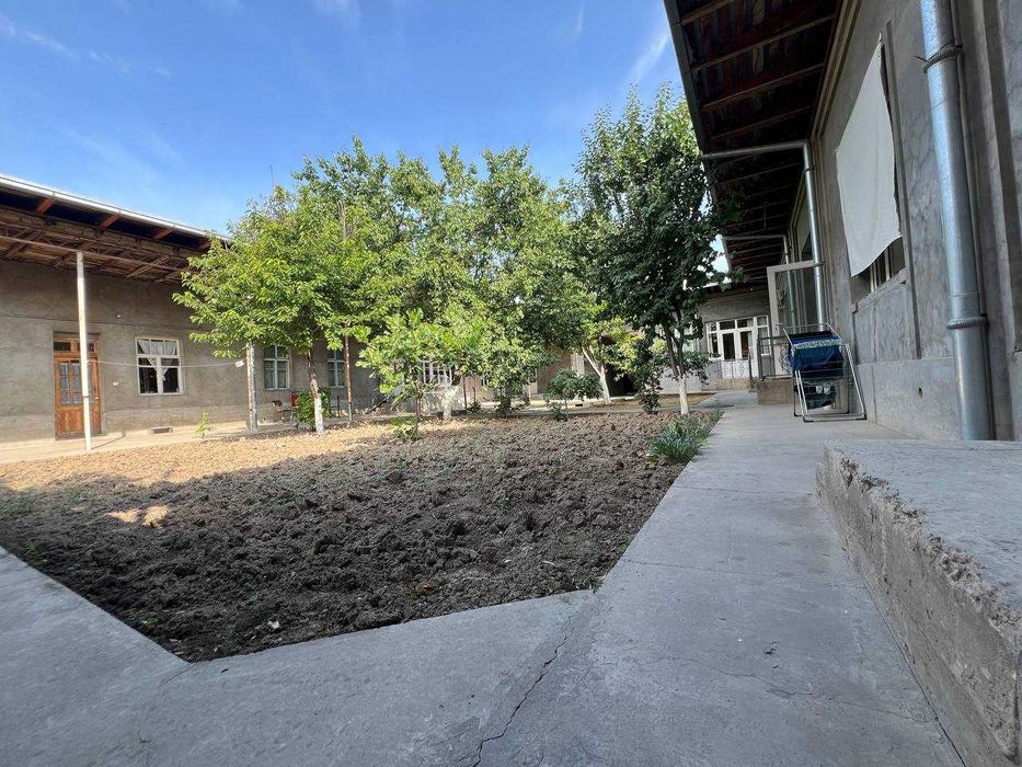 истирохат , 11 соток, участок,2 дома, 10 комнат