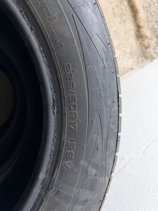 Авто шины в очень хорошем состояний