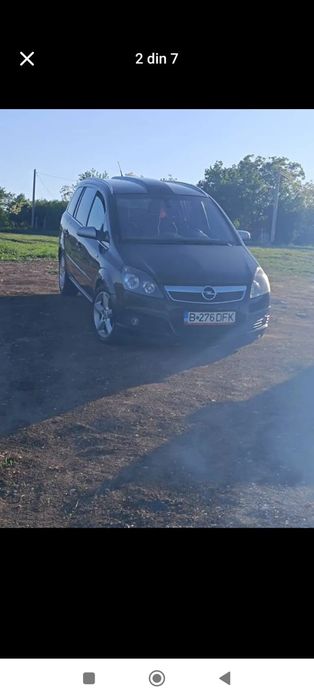 Vând Opel zafira