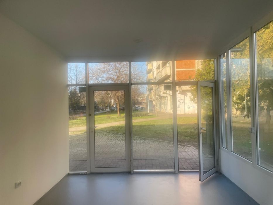 Inchiriez spatiu comercial in Alexandru